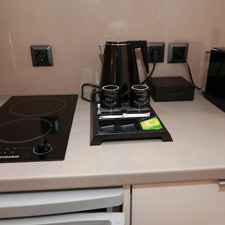 Platanos House Apartment Plomari Ruang foto