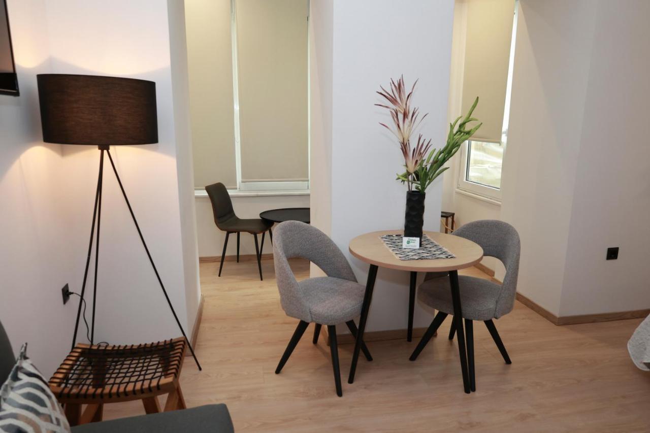 Platanos House Apartment Plomari Bagian luar foto